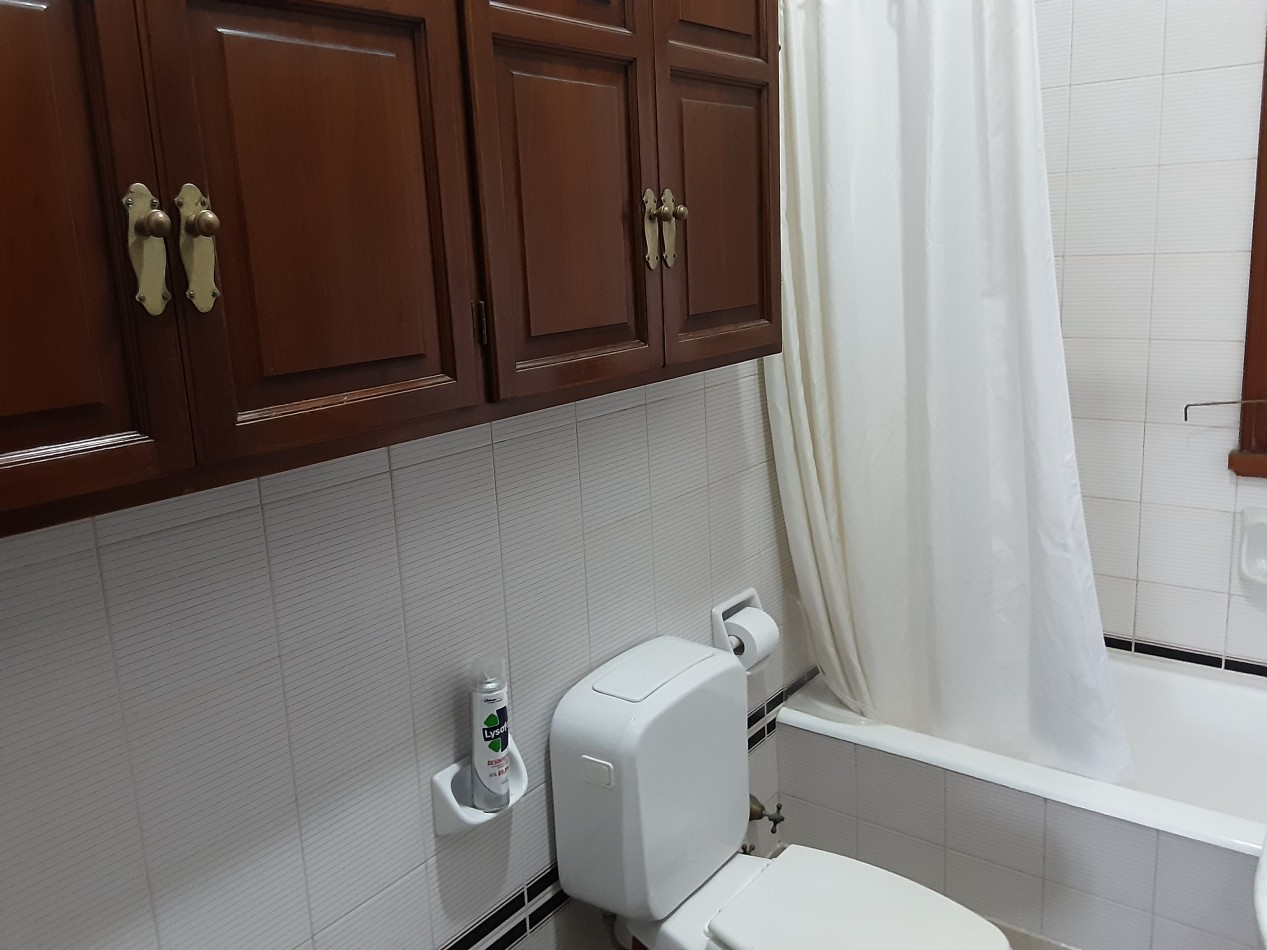SAN ISIDRO LIBERTADOR AL RIO- CHALET EUROPEO- 6 AMBIENTES 