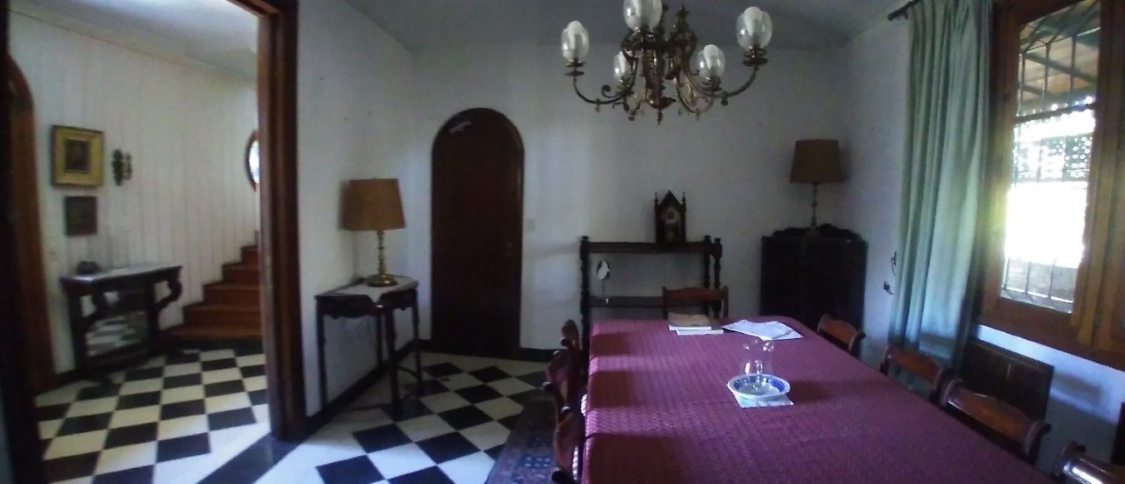 SAN ISIDRO LIBERTADOR AL RIO- CHALET EUROPEO- 6 AMBIENTES 
