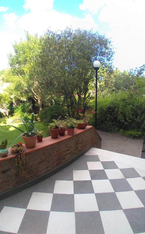 SAN ISIDRO LIBERTADOR AL RIO- CHALET EUROPEO- 6 AMBIENTES 