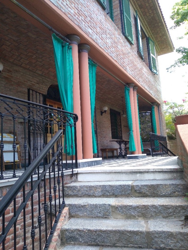 SAN ISIDRO LIBERTADOR AL RIO- CHALET EUROPEO- 6 AMBIENTES 
