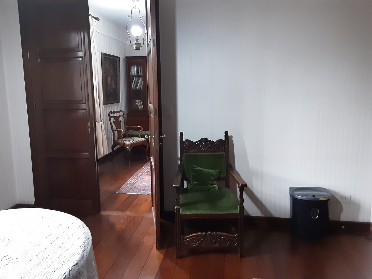 SAN ISIDRO LIBERTADOR AL RIO- CHALET EUROPEO- 6 AMBIENTES 