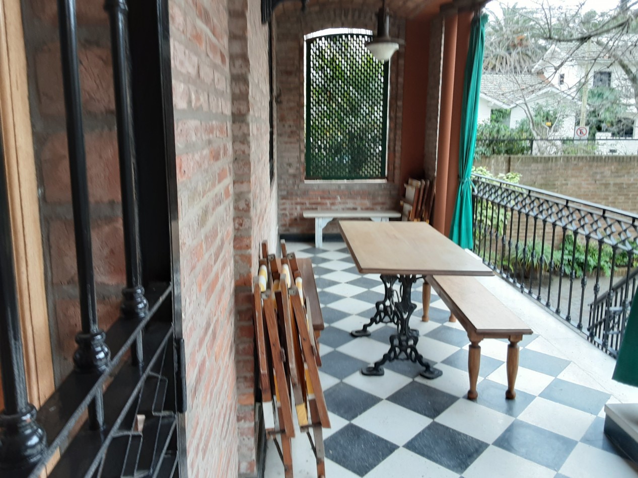 SAN ISIDRO LIBERTADOR AL RIO- CHALET EUROPEO- 6 AMBIENTES 
