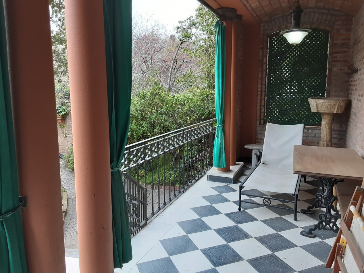 SAN ISIDRO LIBERTADOR AL RIO- CHALET EUROPEO- 6 AMBIENTES 