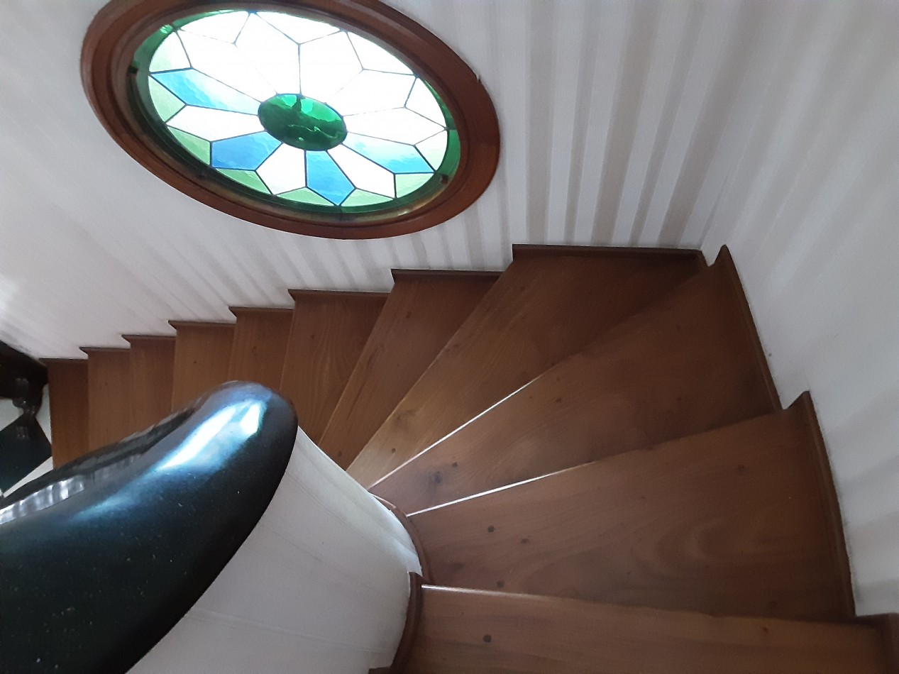 SAN ISIDRO LIBERTADOR AL RIO- CHALET EUROPEO- 6 AMBIENTES 