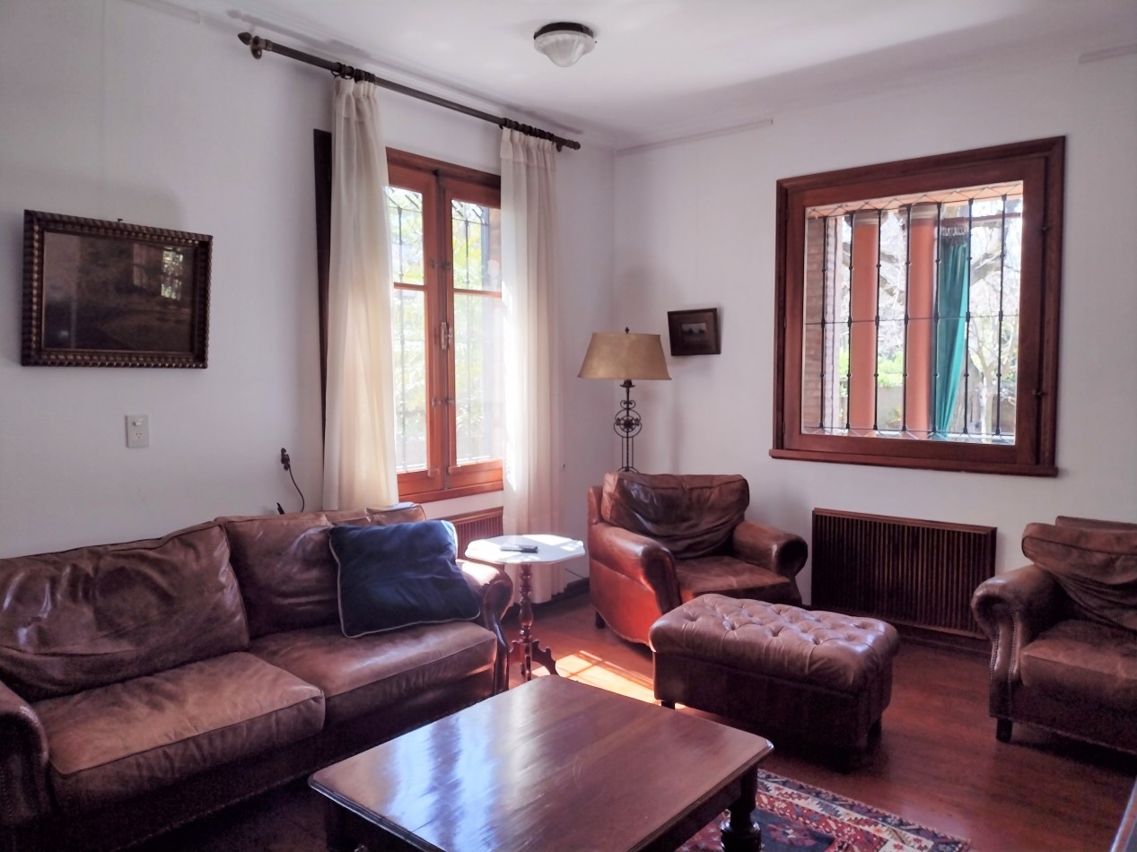 SAN ISIDRO LIBERTADOR AL RIO- CHALET EUROPEO- 6 AMBIENTES 