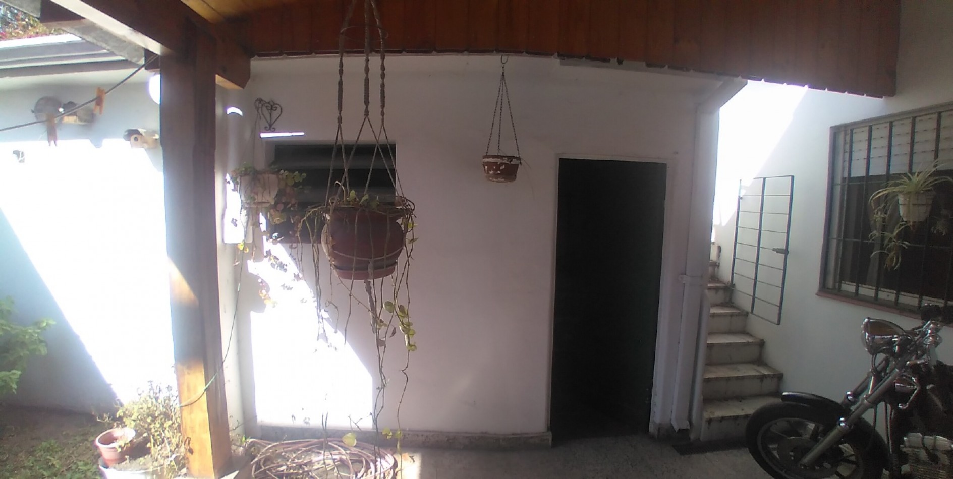 CASA 3 AMBIENTES CON JARDIN EN CARAPACHAY - CHICLANA 5900
