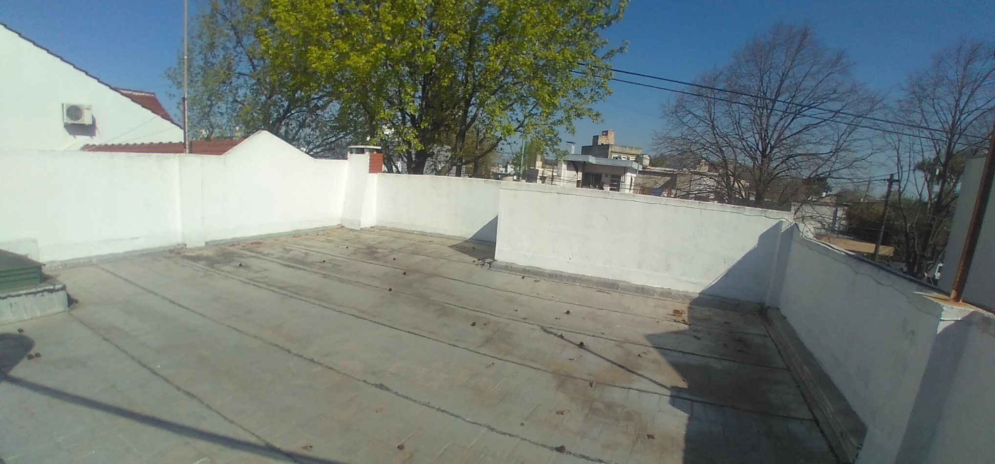 CASA 3 AMBIENTES CON JARDIN EN CARAPACHAY - CHICLANA 5900