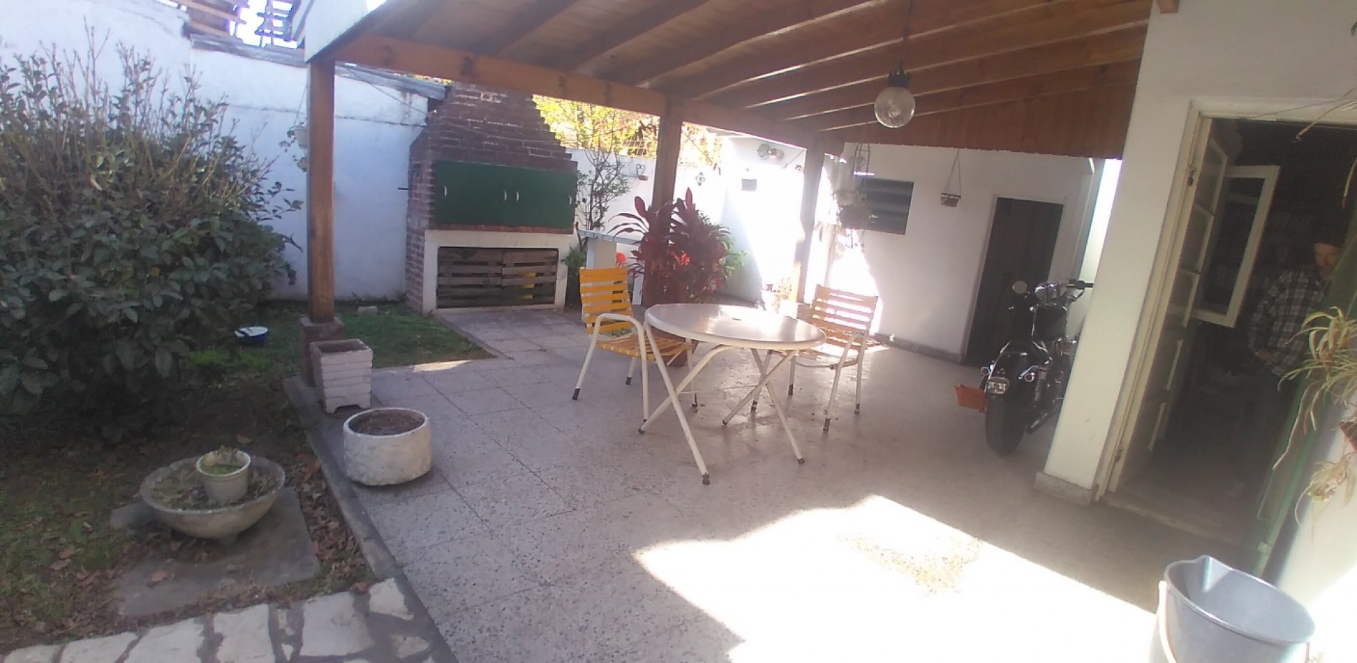 CASA 3 AMBIENTES CON JARDIN EN CARAPACHAY - CHICLANA 5900