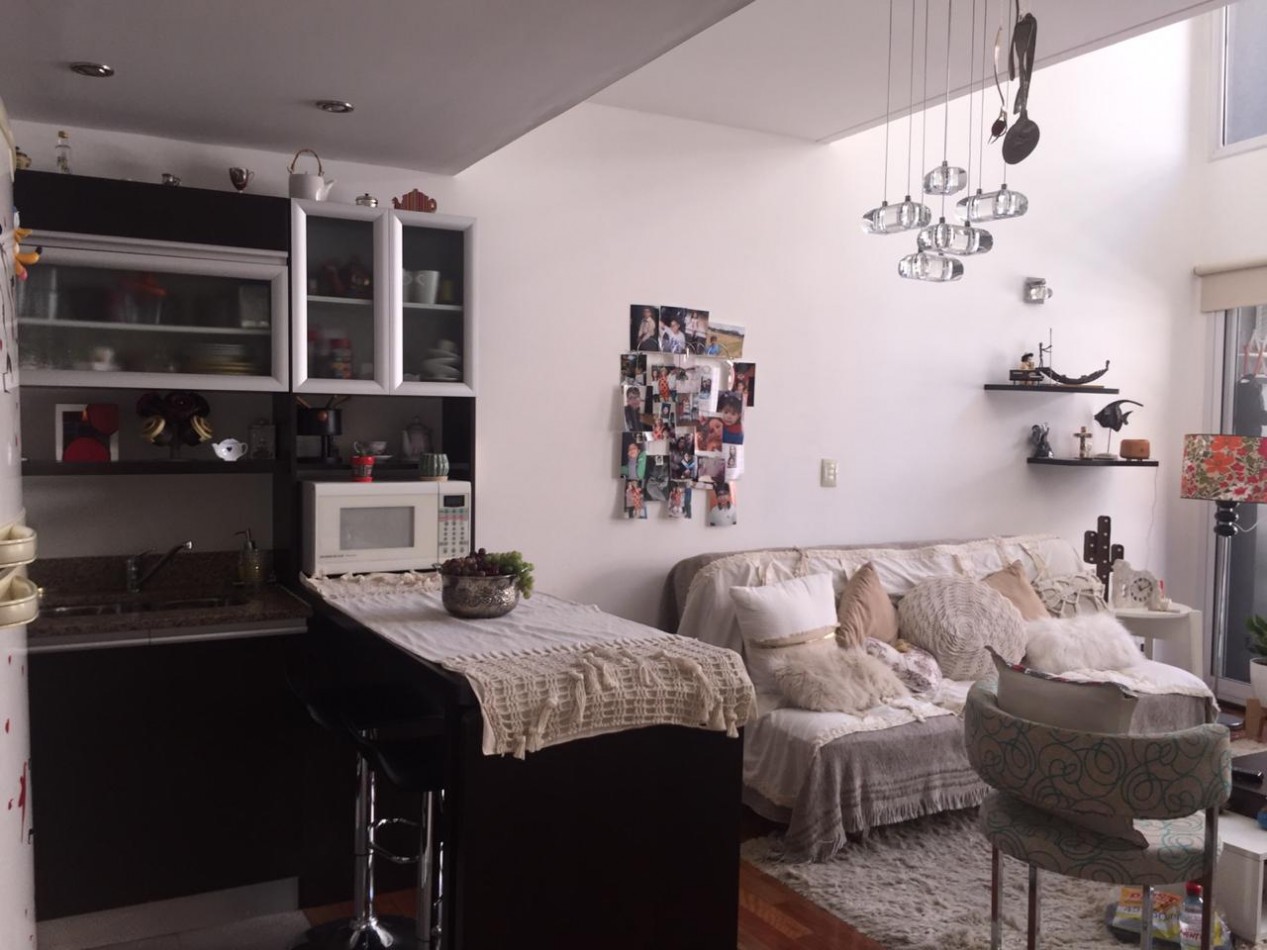 HERMOSO DUPLEX EN CABALLITO SUR CON COCHERA- 9 años