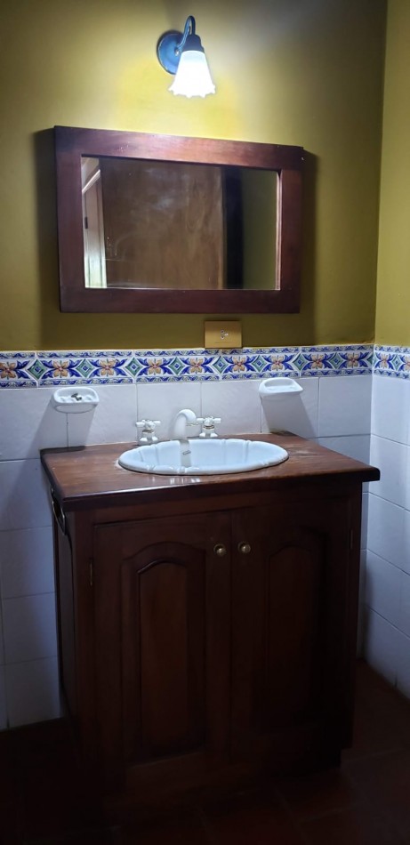 DUEÑO VENDE, CARILO,  Importante chalet,  AVEZTRUZ Y NOGAL