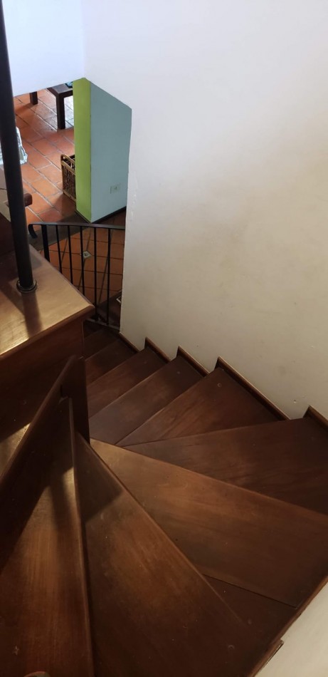 DUEÑO VENDE, CARILO,  Importante chalet,  AVEZTRUZ Y NOGAL
