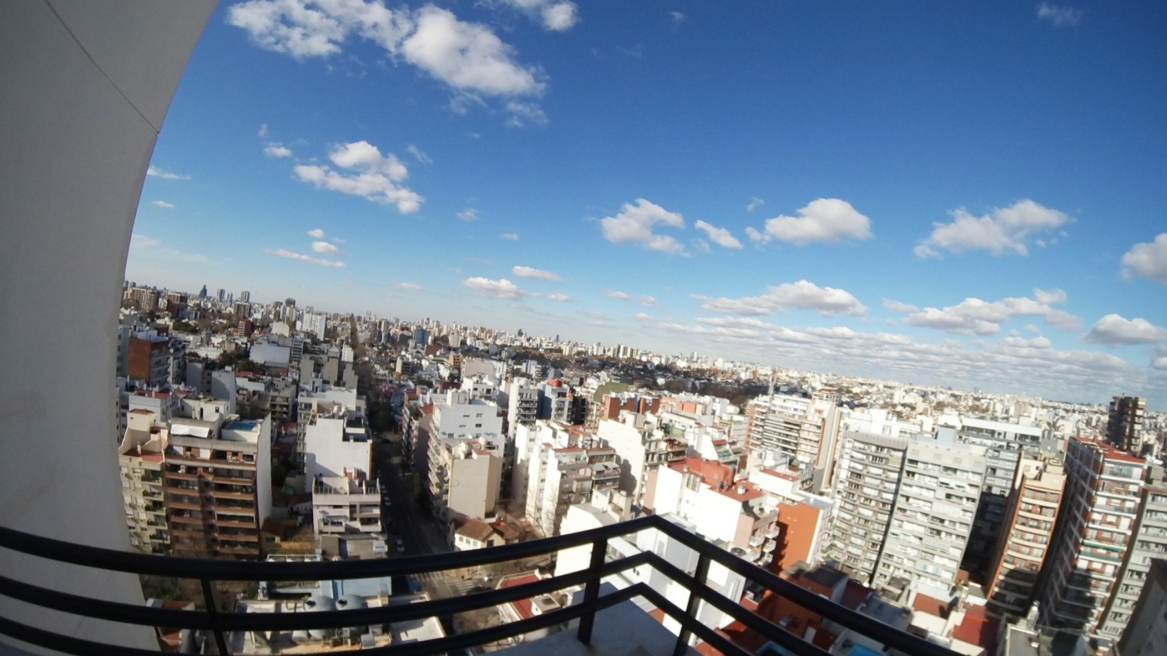 ESPECTACULAR MONOAMBIENTE EN TORRE LAS PALMAS