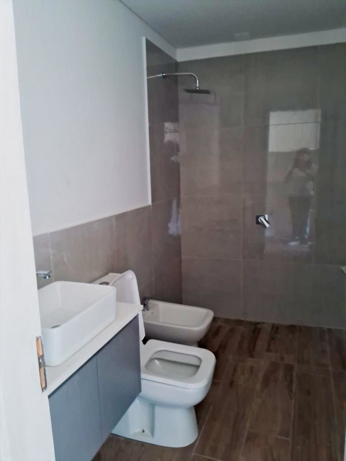 ALQUILER AMPLISIMO DOS AMBIENTES FRENTE CON BALCON EN VILLA URQUIZA/ESTRENAR