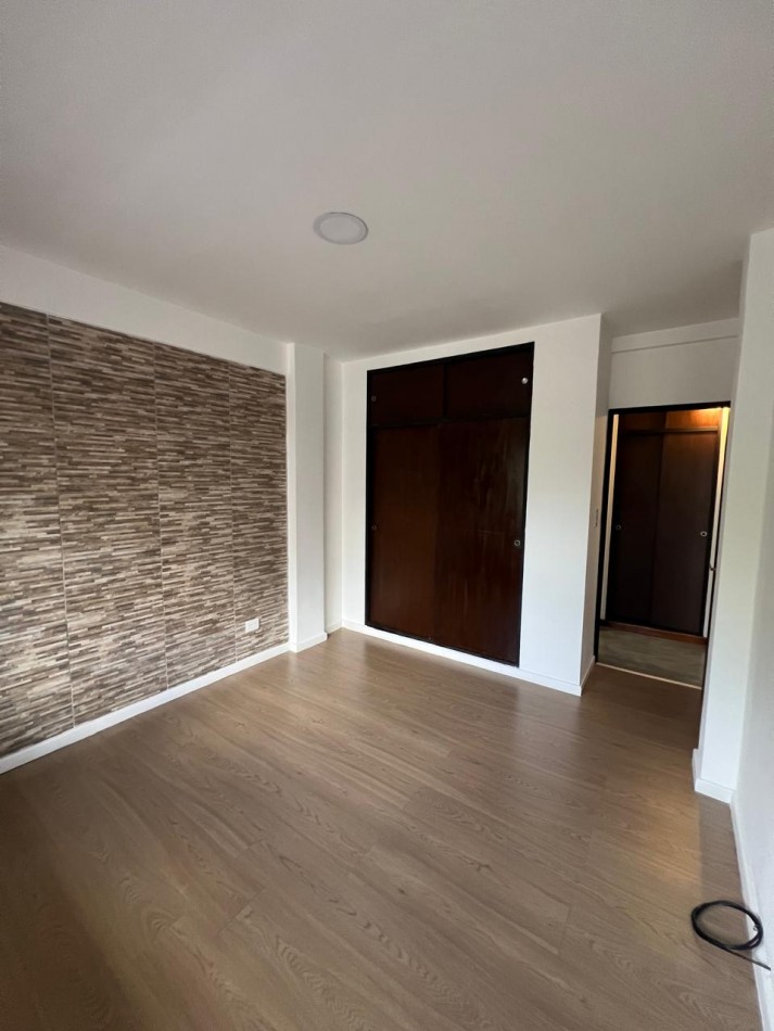 ALQUILER AMPLIO PH 2 AMBIENTES CON BALCON CAMARONES 1800 PATERNAL