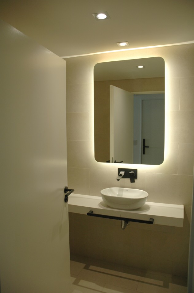 RECOLETA- EN VENTA AMPLIO DOS AMBIENTES EN ANCHORENA Y JUNCAL A ESTRENAR