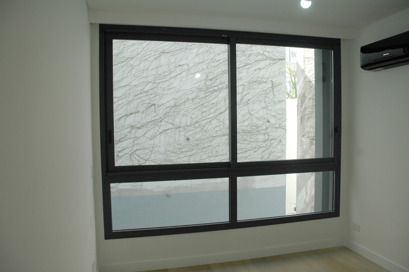 RECOLETA- EN VENTA AMPLIO DOS AMBIENTES EN ANCHORENA Y JUNCAL A ESTRENAR