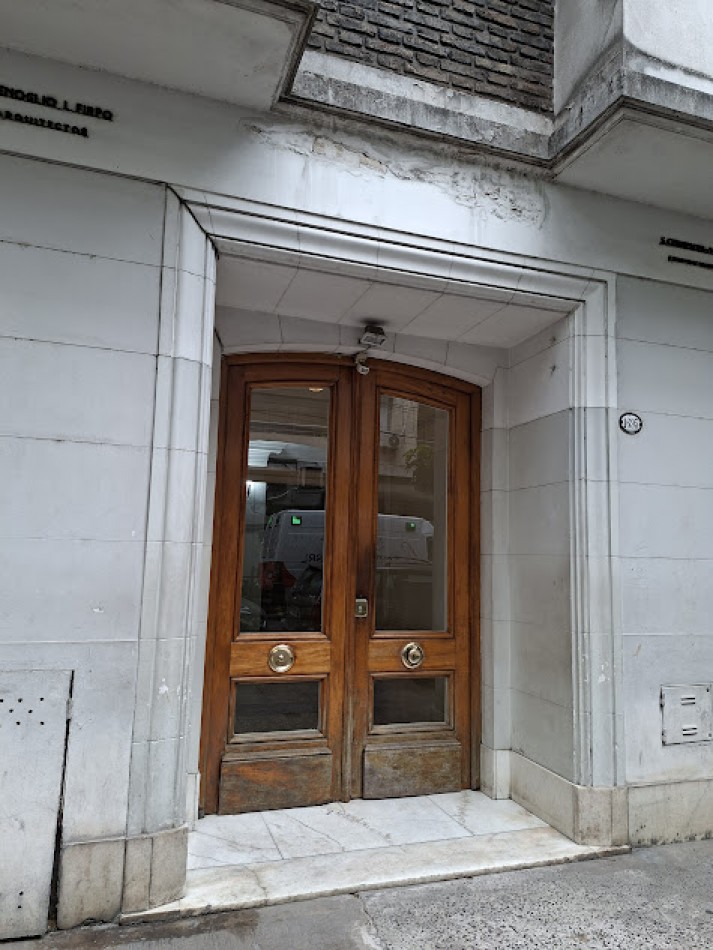 ALTO PALERMO/ AMPLIO DOS AMBIENTES PARA ACTUALIZAR