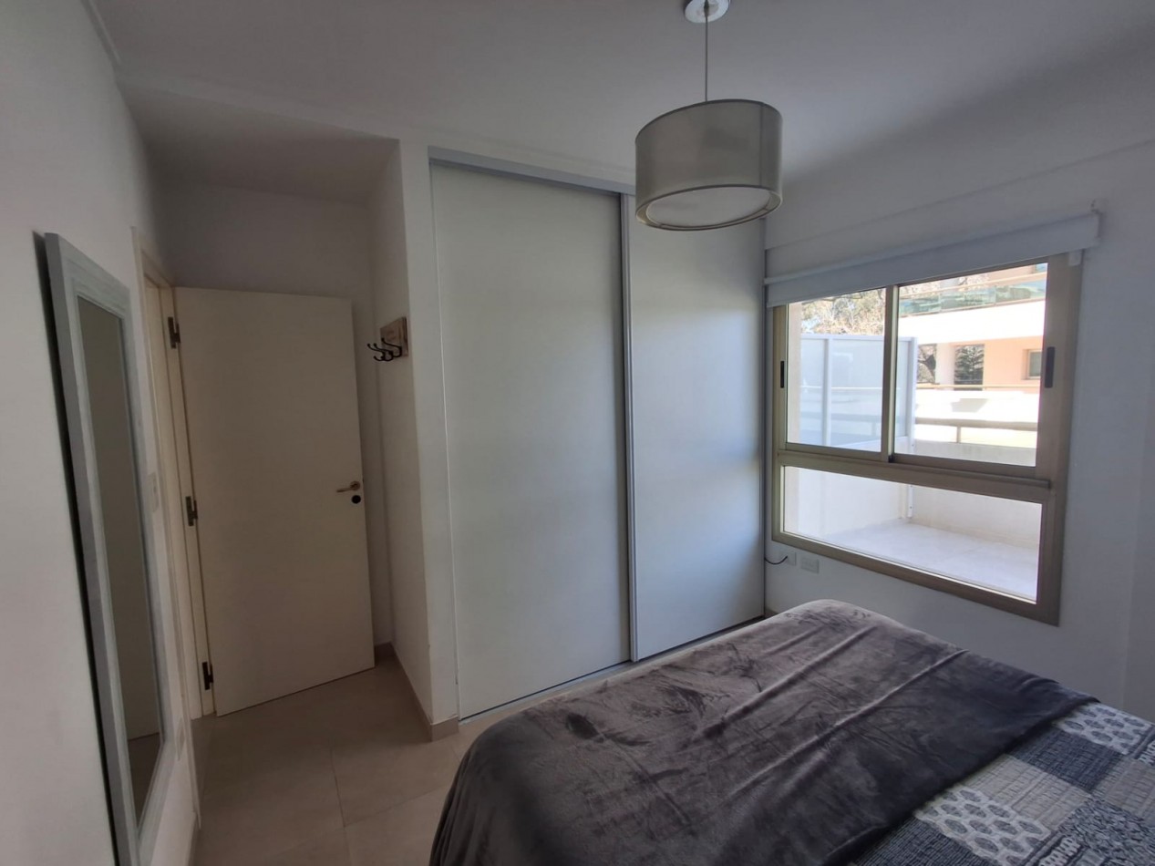 PINAMAR HOLLYWOOD, DEPARTAMENTO 4 PERSONAS, AMENITIES, COCHERA, TERRAZA C/ PARRILLA PRIVADA, DIRECTO